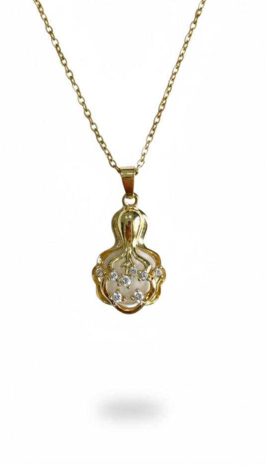 Diamond Floral Pendant