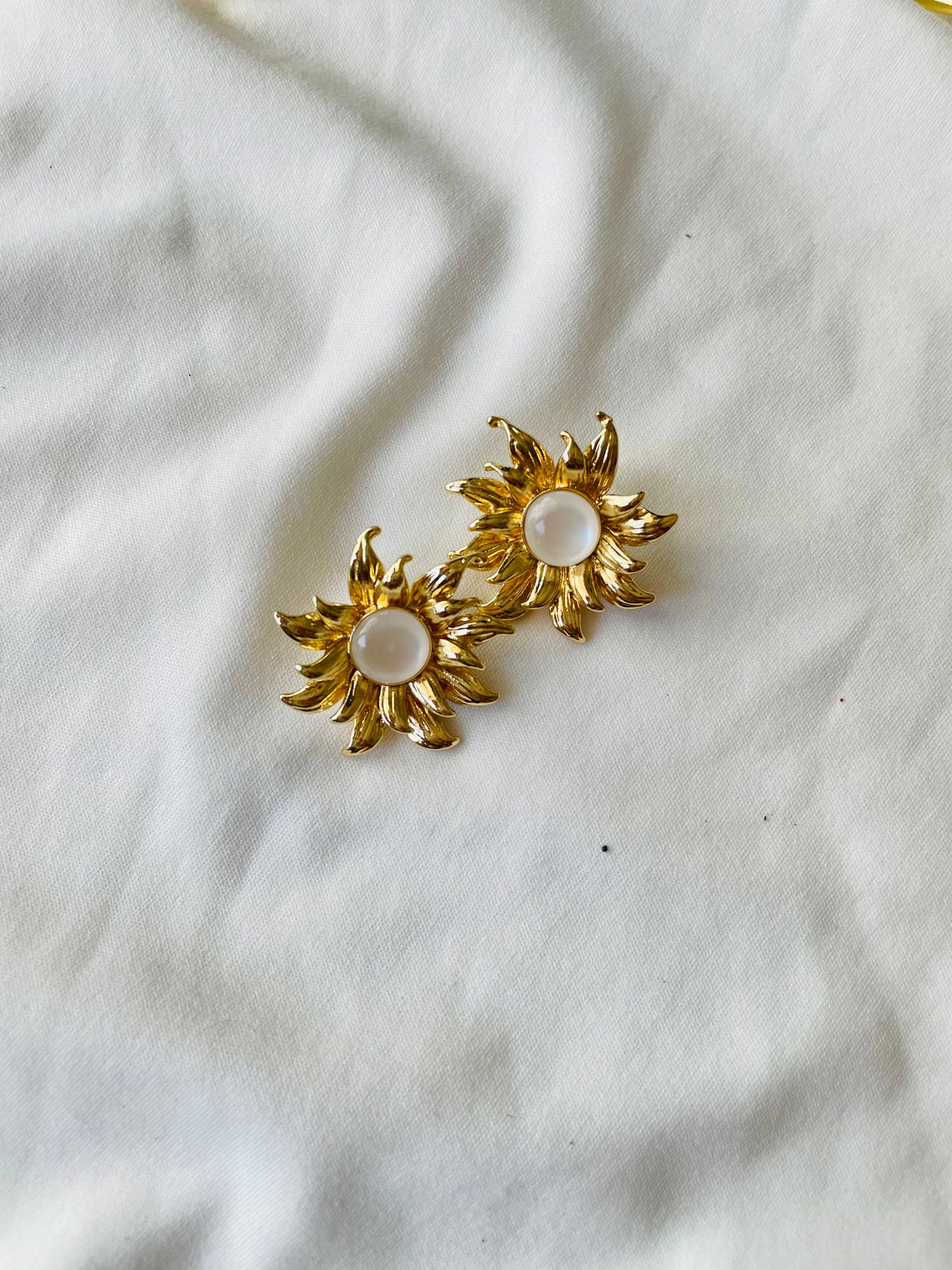 Hello Sunshine Earrings