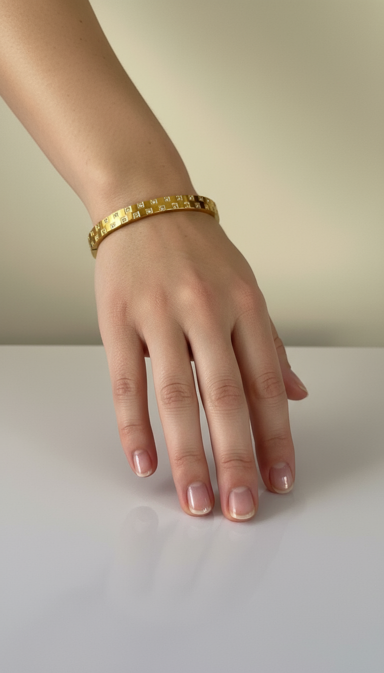 Radiant Loop Bracelet